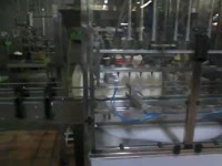 Автоматическая линия розлива молока 2700 бч