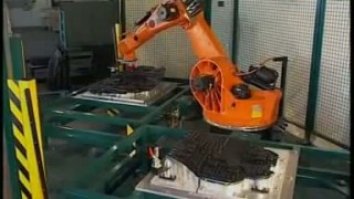 Deburring of plastic engine covers with a KUKA robot - Обзор Kuka