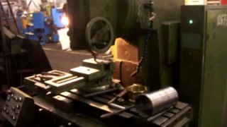 www.russtanko-rzn.ru-Изготовление деталей для токарных станков на фрезерном станке мод. 6Р82Ш станке