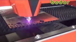 1 кВт оптоволоконный лазер режет медный лист