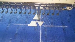 Многоголовочная вышивальная машина Tajima серии TFMX. Металлизированная нить8181