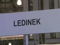 Компания Ledinek  представляет высокопроизводительное строгальное оборудование.