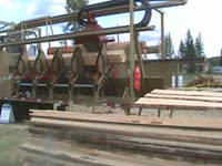 Twin-Cut sawmill saws fir logs