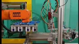Handling of plastic wheels with a KUKA robot - Обзор Kuka