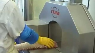 Meat tying machine