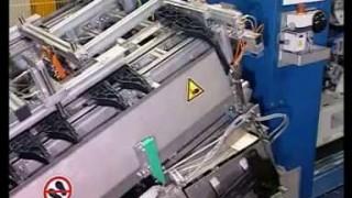 Unloading of an injection molding machine with a KUKA robot - Обзор Kuka